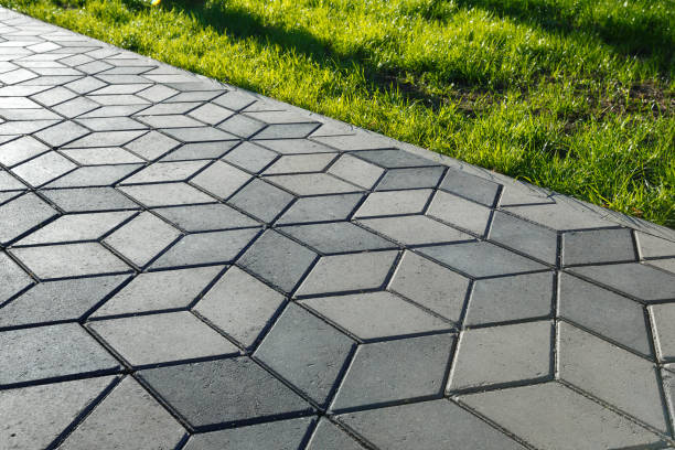 Best Professional Driveway Pavers  in Brownfields, LA